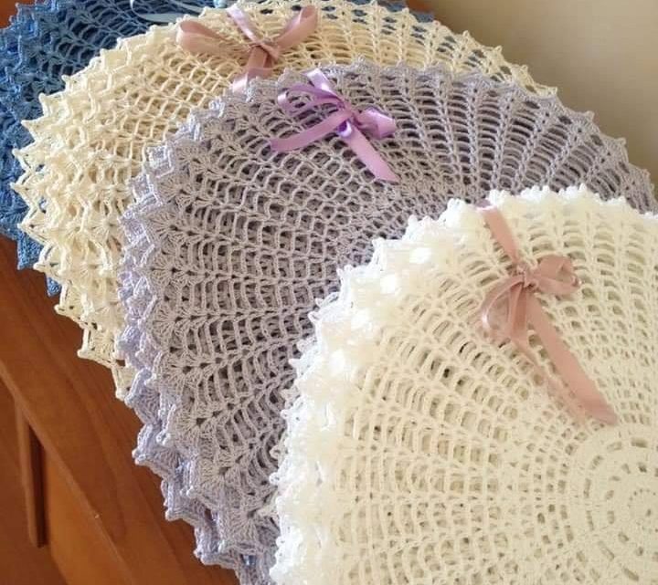 Cool Crochet Table Placemat Ideas