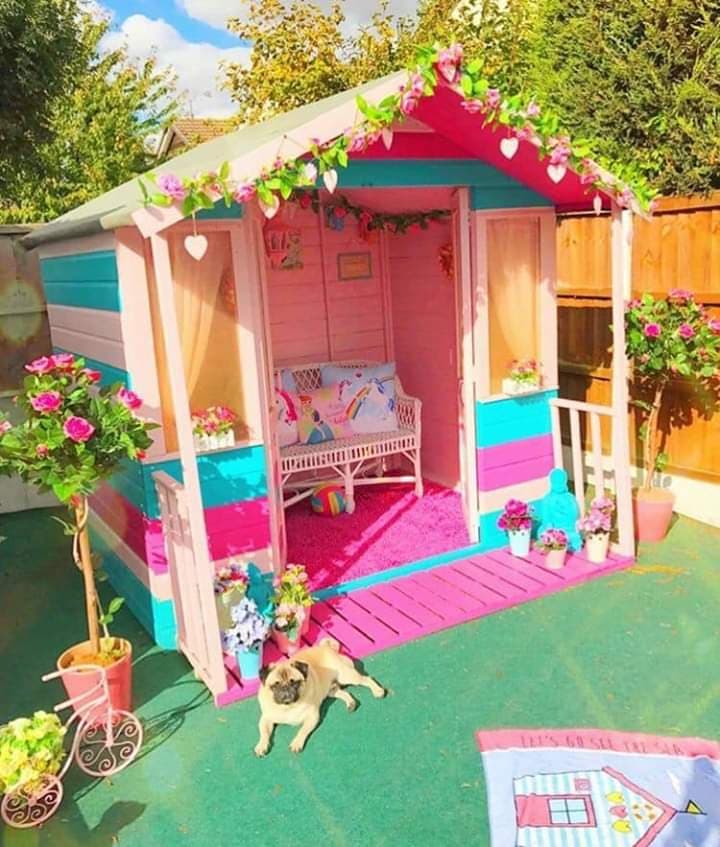 kid's playhouse