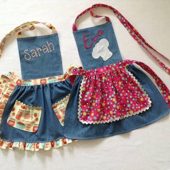 DIY Aprons by Reusing Old Jeans