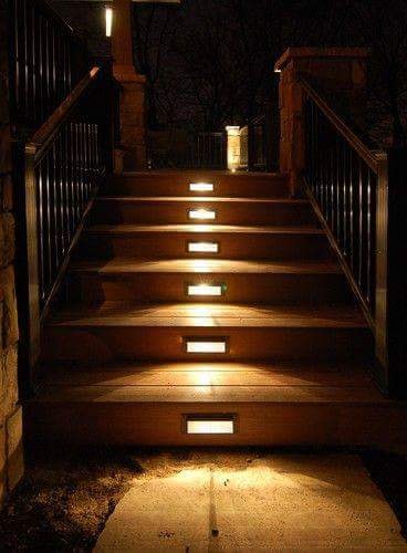 outdoor steps lighting