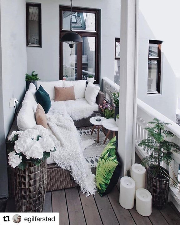 balcony decor