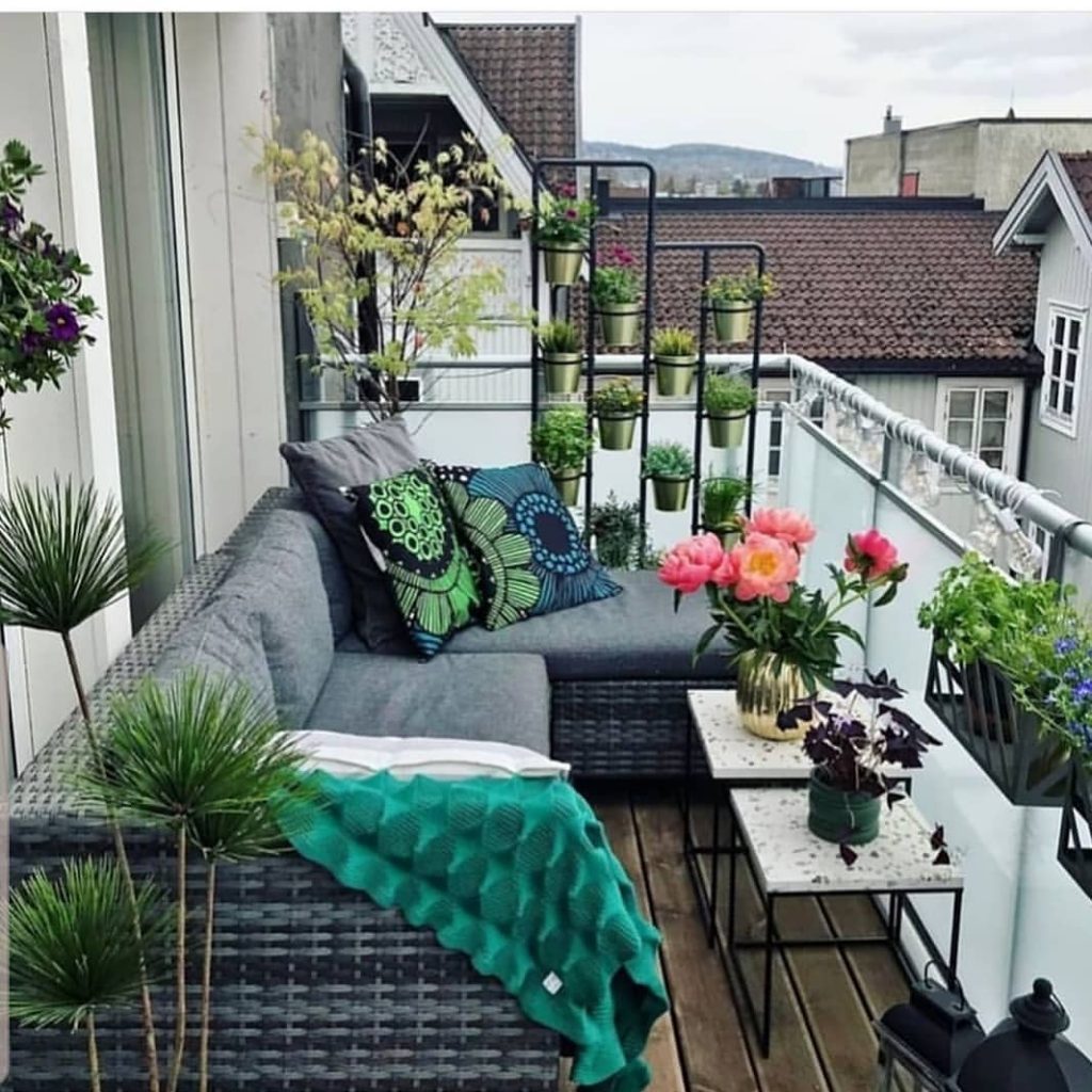 green balcony