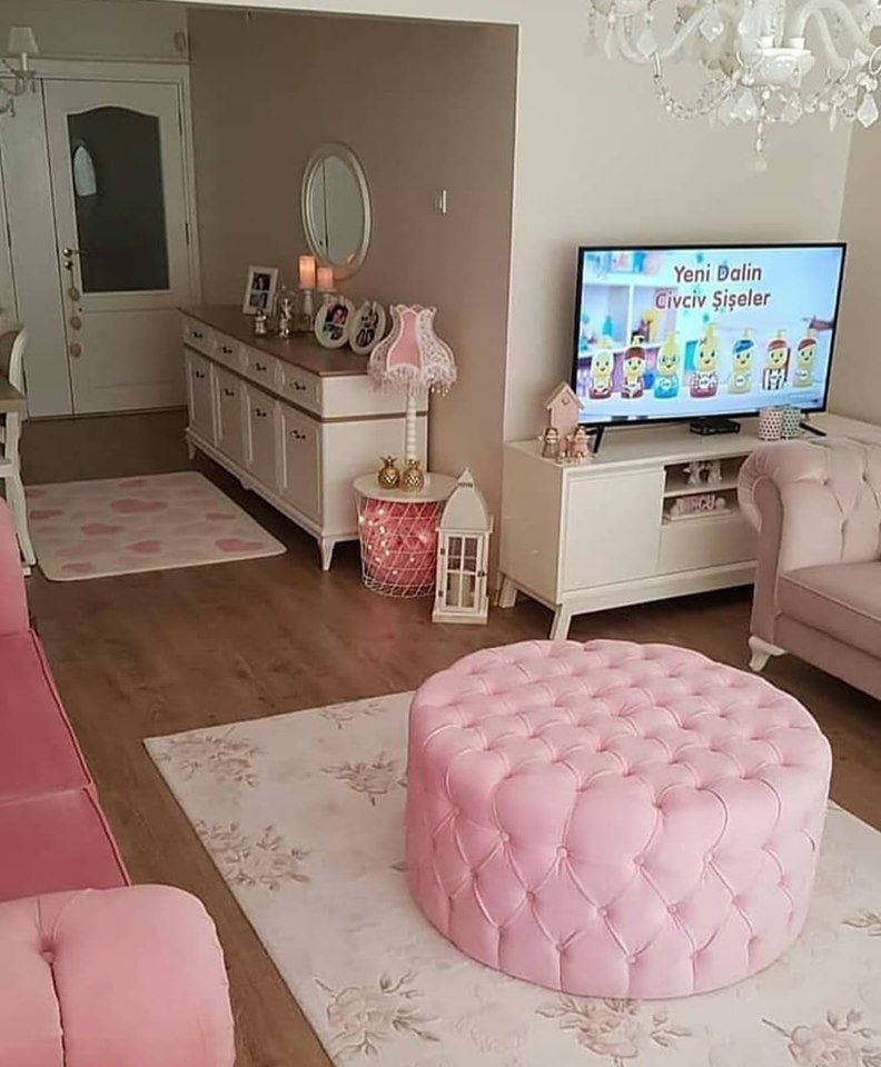 pink interior