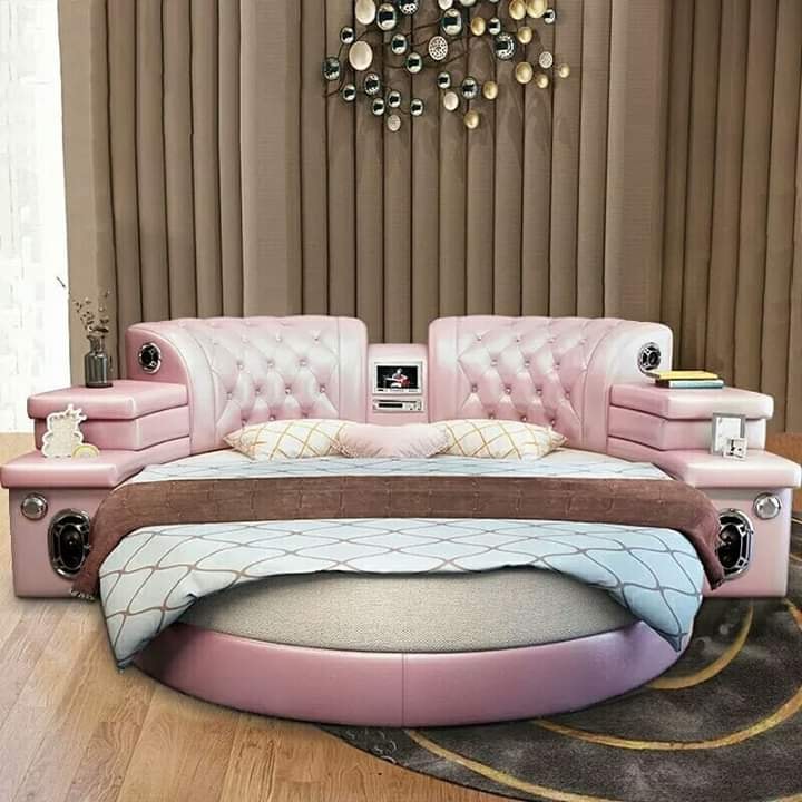 round bed