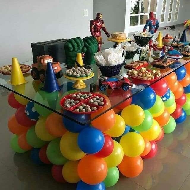 balloon table
