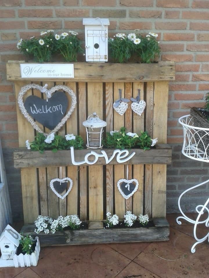 romantic pallets decor