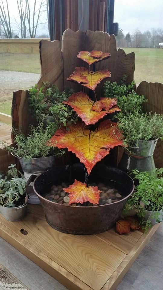 DIY Water Fountain With Cement and Leaves