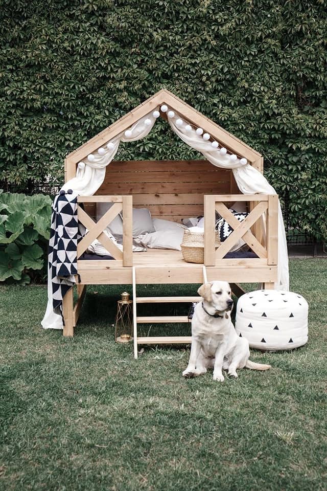 The Coolest Dog Houses Keep it Relax