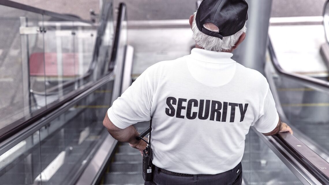 The Things Security Guards Actually Do All Night (It’s Not What You Think)